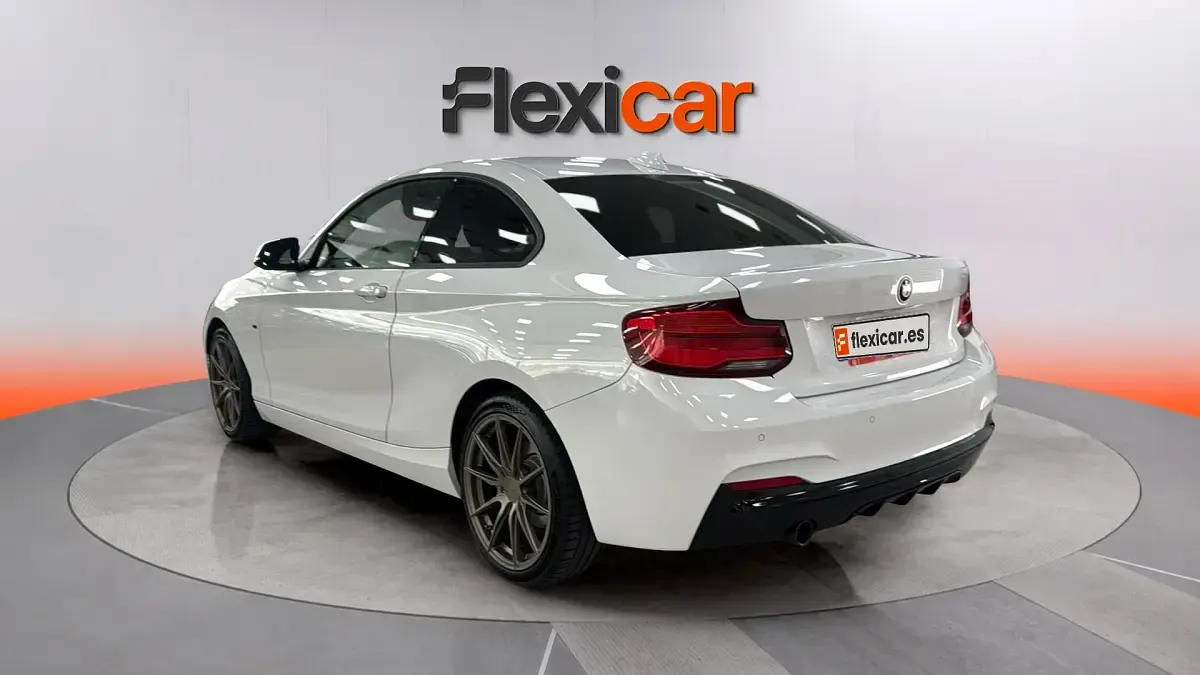 Usado BMW 218 150 CV (110 kW) 2017 Blanco Coupe