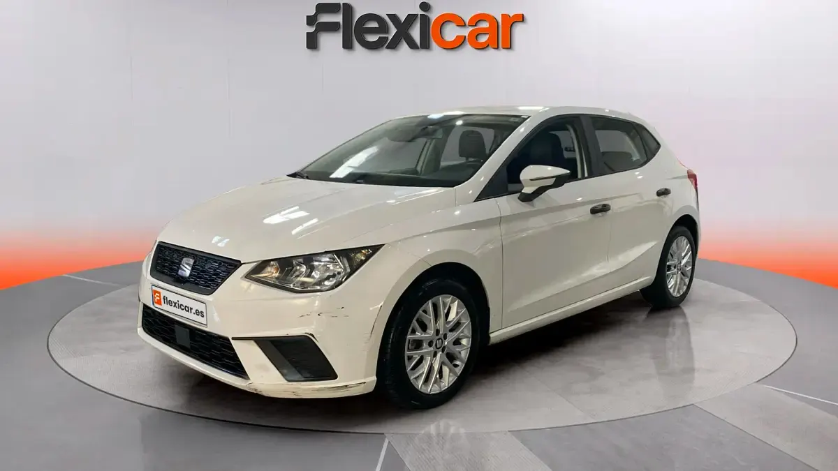 Usado Seat Ibiza Reference 95 CV (69 kW) 2018 Blanco Utilitario