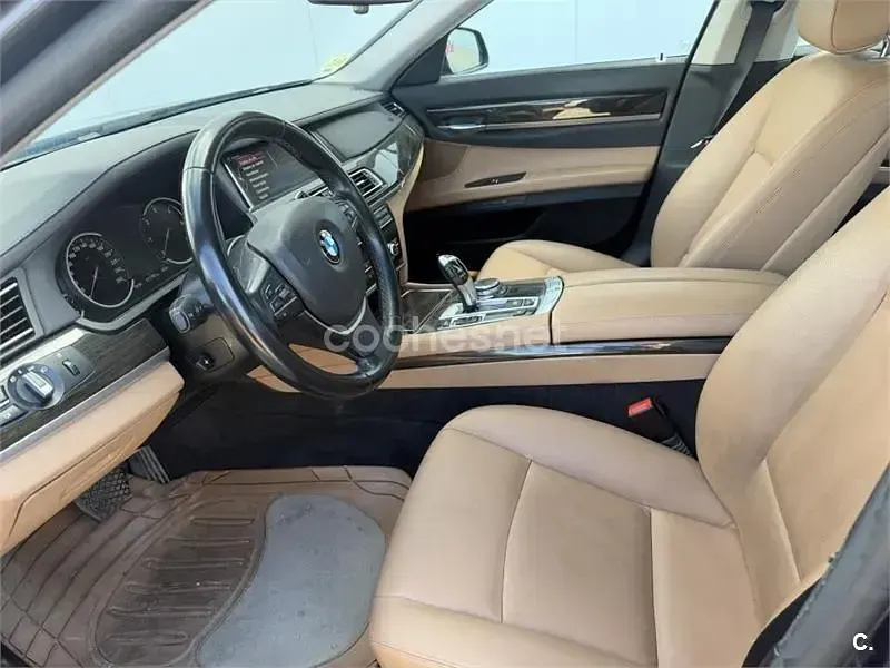 Usado BMW 730 258 CV (189 kW) 2015 Azul Berlina