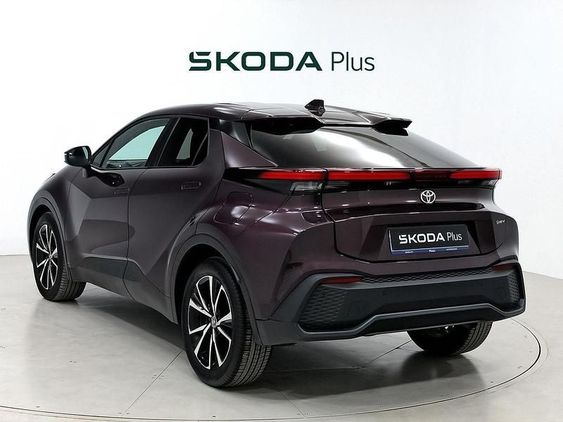 Usado Toyota C-HR Advance 140 CV (102 kW) 2024 Otro SUV