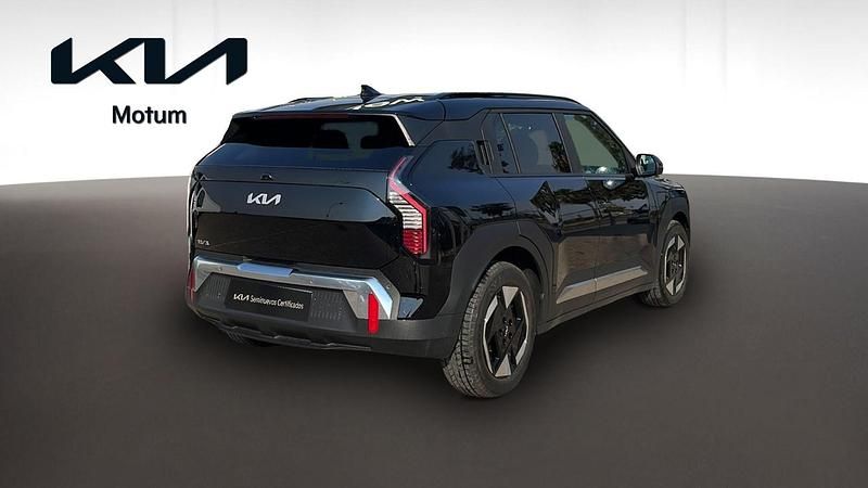 Usado Kia EV3 Earth 150 kW (204 CV) 2024 Negro SUV