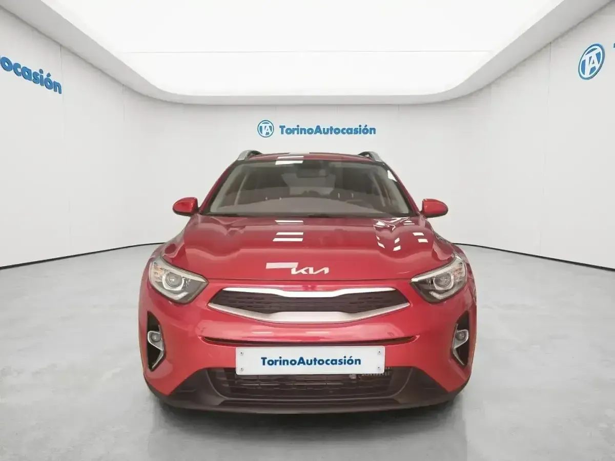 Usado Kia Stonic Plus 84 CV (61 kW) 2022 Rojo SUV