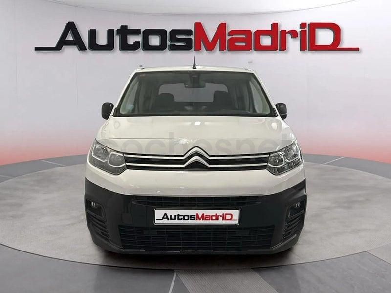 Usado Citroën Berlingo Feel 102 CV (75 kW) 2023 Blanco Monovolumen