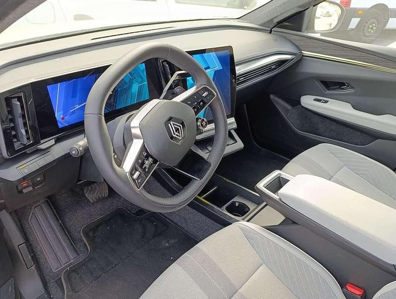 Usado Renault Scenic E-Tech Esprit Alpine 160 kW (218 CV) 2024 Blanco SUV