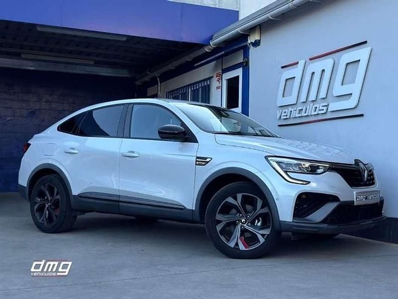 Usado Renault Arkana RS Line 145 CV (106 kW) 2022 Blanco SUV