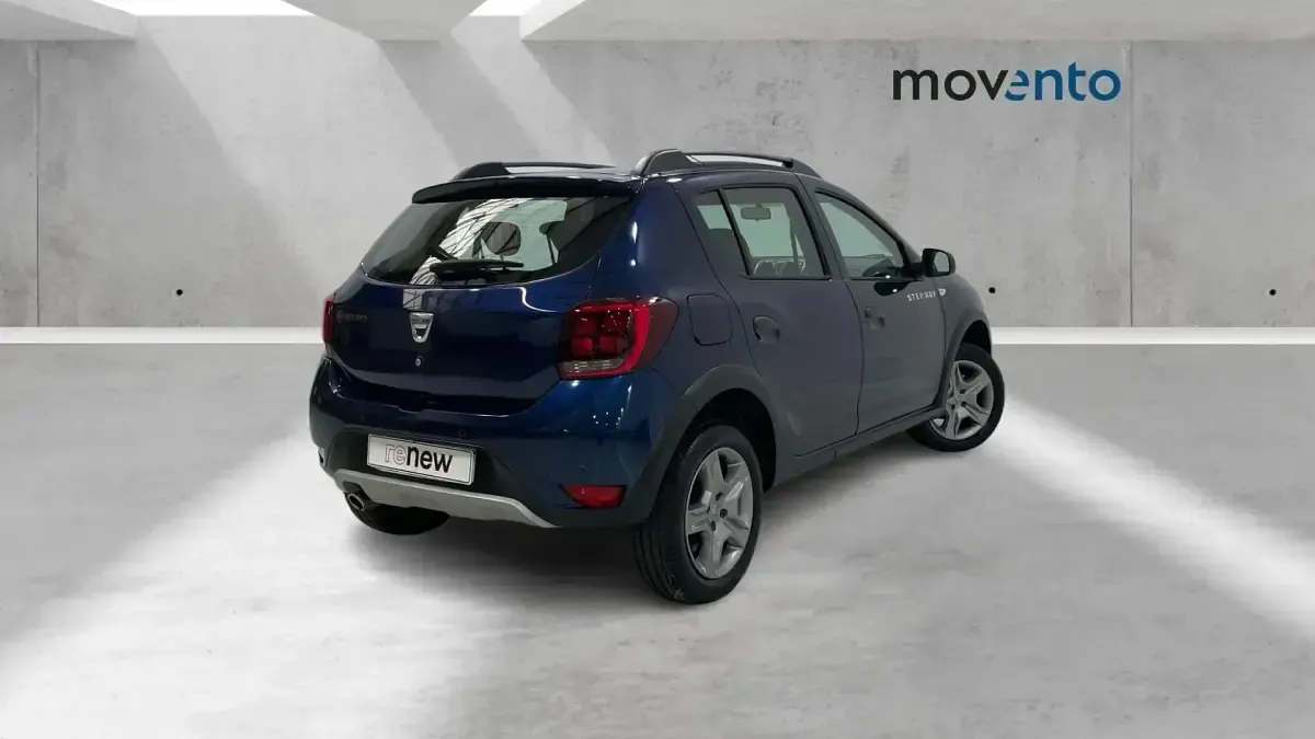 Usado Dacia Sandero Comfort 90 CV (66 kW) 2018 Azul Berlina