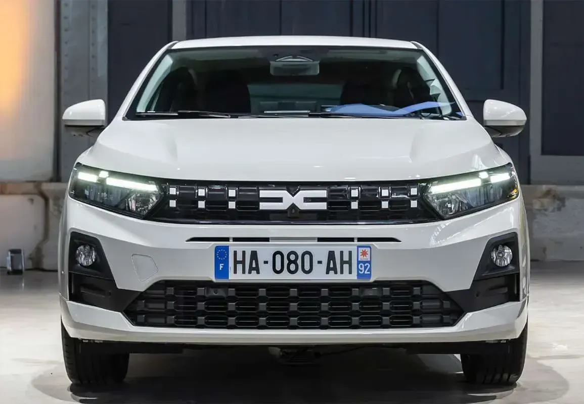 Usado Dacia Sandero 90 CV (66 kW) 2019 Burdeos Utilitario