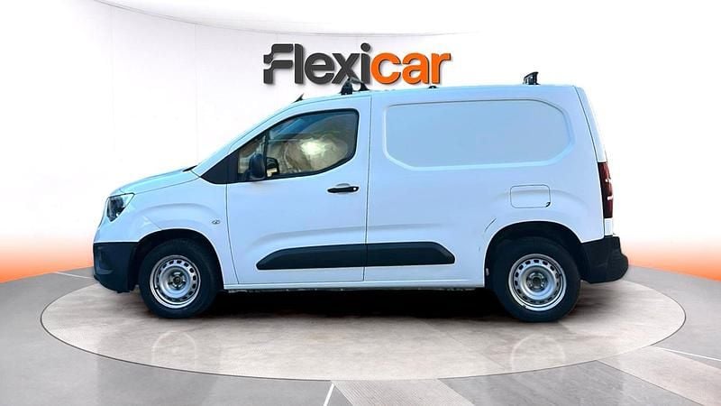 Usado Opel Combo Expression 102 CV (75 kW) 2020 Blanco Monovolumen