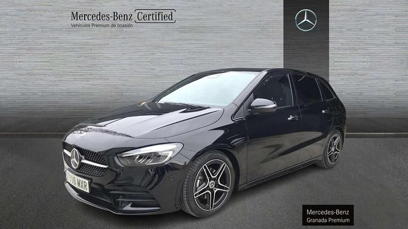 Usado Mercedes B200 150 CV (110 kW) 2025 Negro Monovolumen