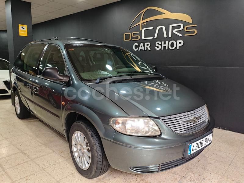 Verde Usado 2001 Chrysler Grand Voyager Monovolumen | 3900 € - Imagen 1/4