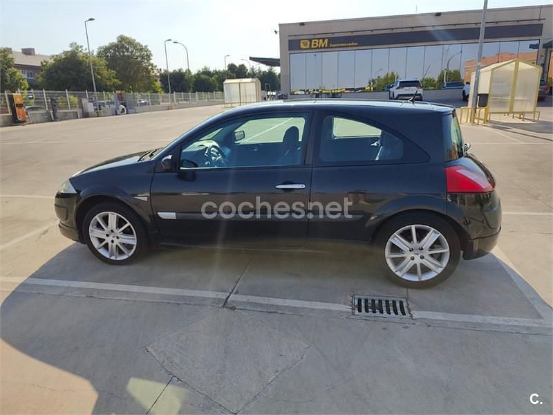 Negro Usado 2005 Renault Mégane II Extreme Berlina | 4000 € (Un poco caro) - Imagen 1/4