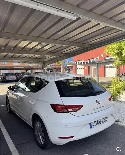 Usado Seat Leon ST Reference 115 CV (84 kW) 2019 Blanco Familiar