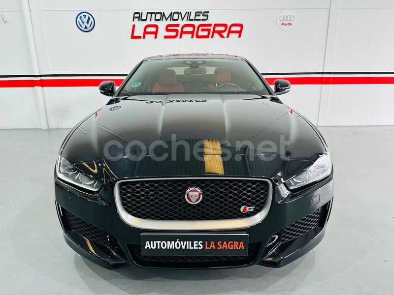 Usado Jaguar XE S 381 CV (280 kW) 2017 Negro Berlina