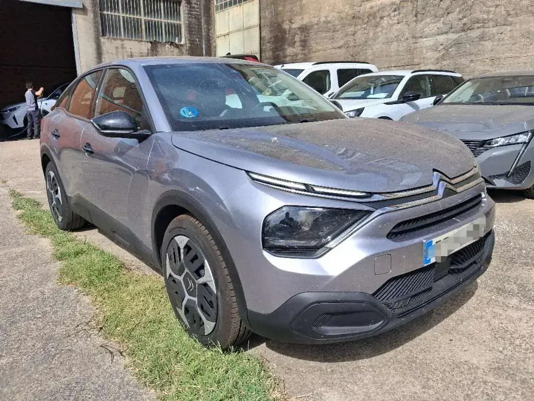 Usado Citroën C4 101 CV (74 kW) 2024 Gris SUV
