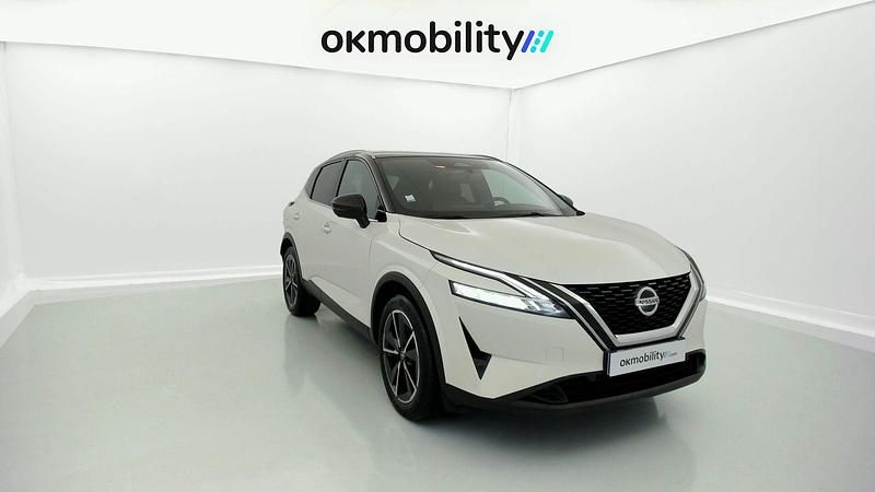Usado Nissan Qashqai Tekna 140 CV (102 kW) 2022 Blanc lunaire / noir SUV