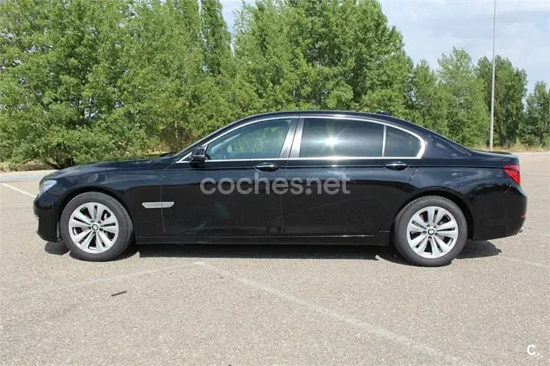 Usado BMW 730L 258 CV (189 kW) 2014 Negro Berlina