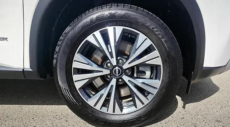 Usado Nissan X-Trail Acenta 213 CV (156 kW) 2024 Blanco SUV