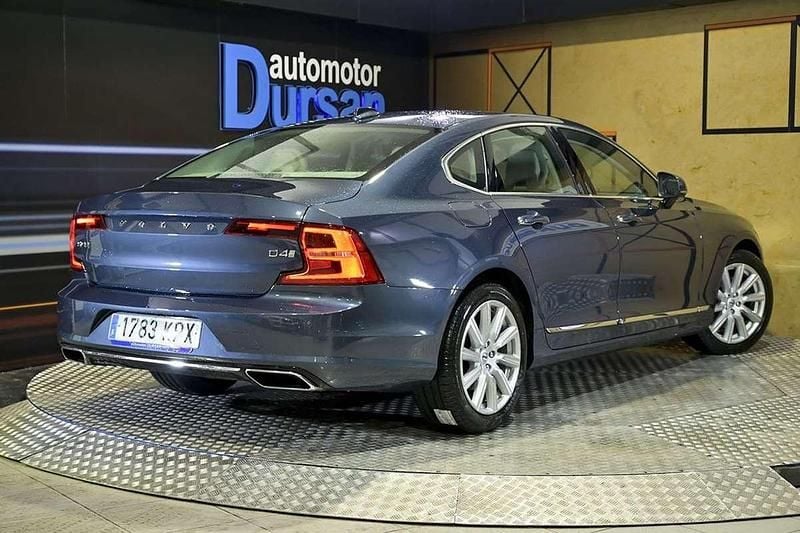 Usado Volvo S90 Inscription 190 CV (139 kW) 2018 Azul Berlina