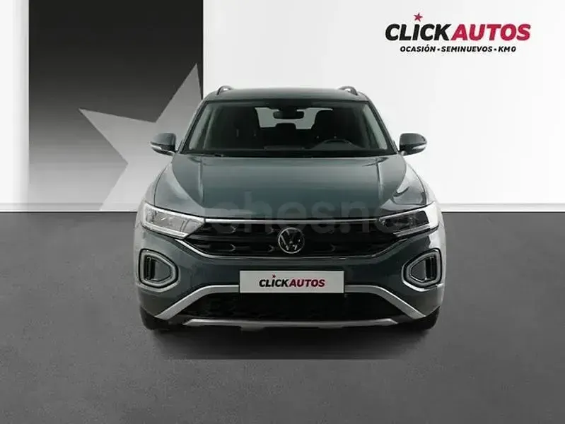 Usado VW T-Roc Life 110 CV (80 kW) 2024 Azul SUV