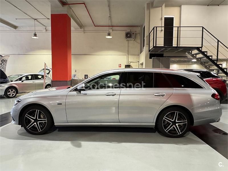 Gris / plata Usado 2021 Mercedes E300 Familiar | 28.500 € (Precio justo) - Imagen 1/4