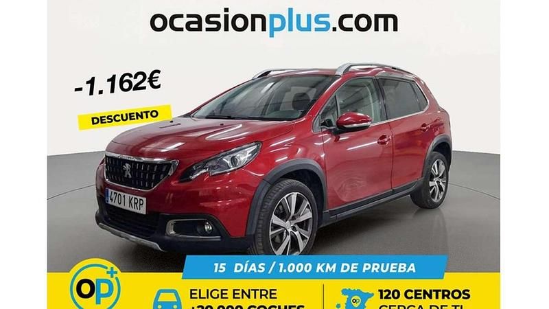 Usado Peugeot 2008 Allure 120 CV (88 kW) 2018 Rojo SUV