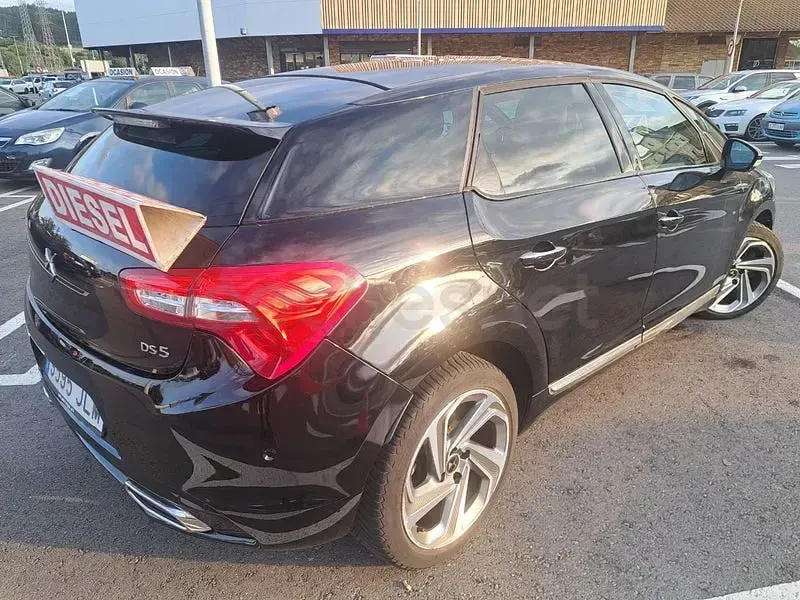 Usado DS Automobiles DS5 181 CV (133 kW) 2016 Negro Utilitario
