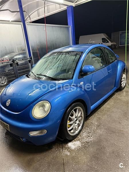Usado VW New Beetle 90 CV (66 kW) 1999 Azul Utilitario