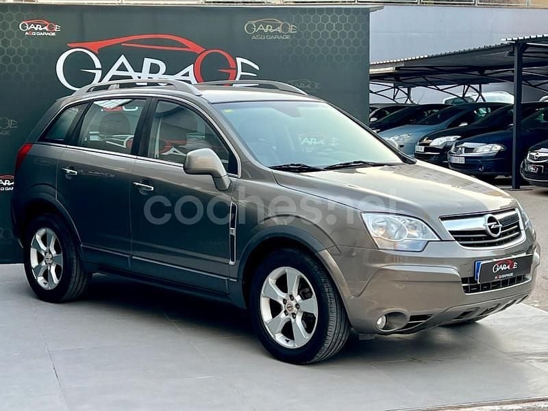 Usado Opel Antara Cosmo 150 CV (110 kW) 2007 Gris / plata SUV