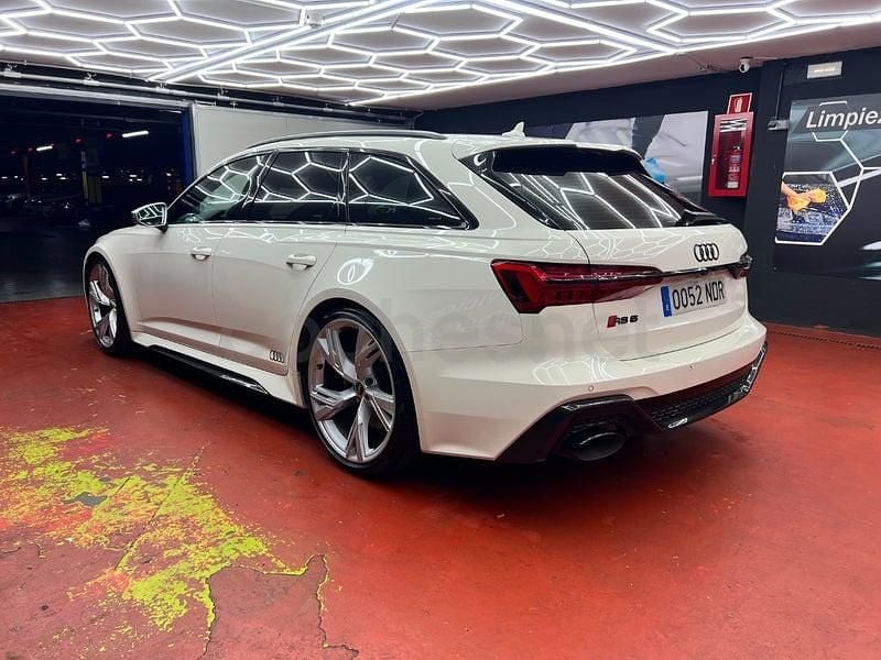Usado Audi A6 600 CV (441 kW) 2022 Blanco Familiar