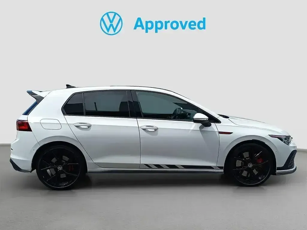 Usado VW Golf VIII GTI Clubsport 301 CV (221 kW) 2022 Blanco Berlina