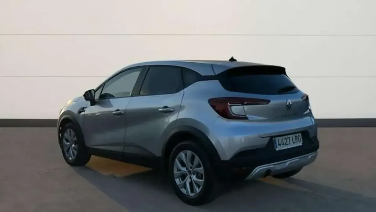 Usado Renault Captur Intens 90 CV (66 kW) 2021 Gris SUV