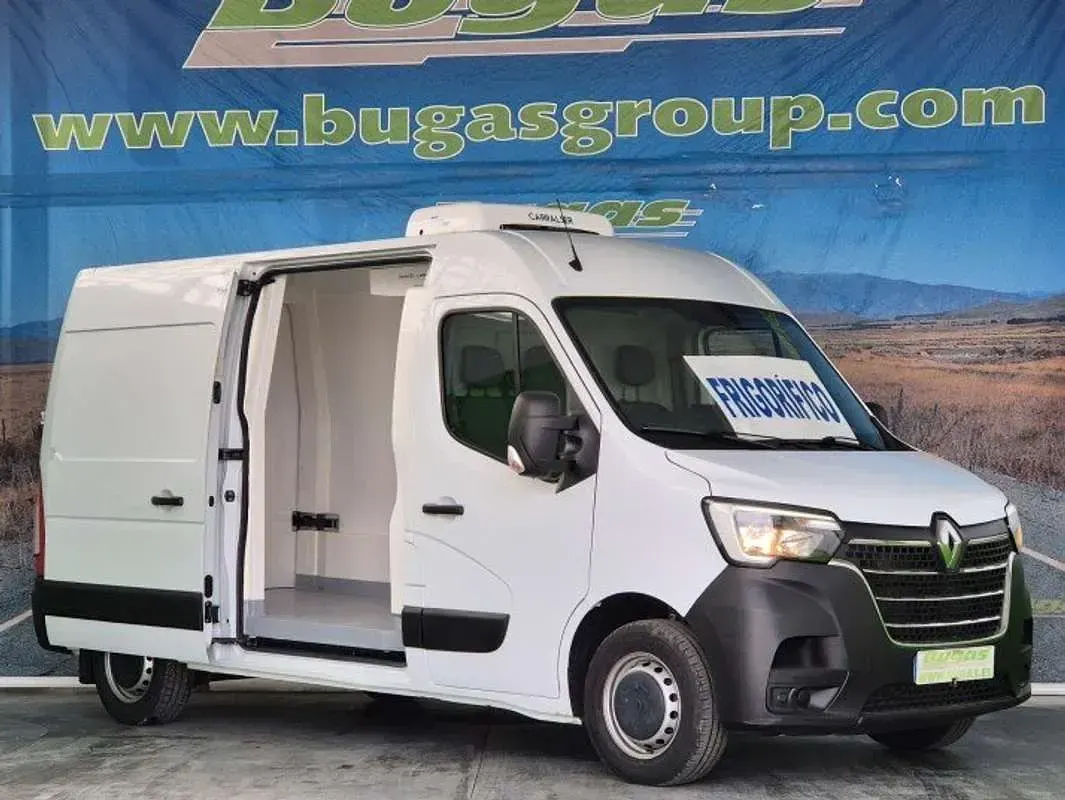 Usado Renault Master 135 CV (99 kW) 2022 Blanco Monovolumen