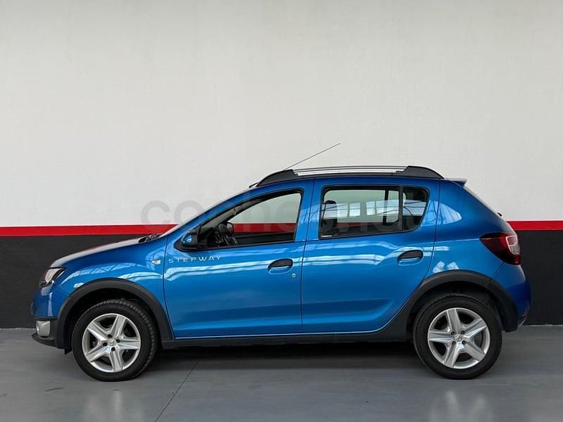 Usado Dacia Sandero Stepway 90 CV (66 kW) 2015 Azul Berlina