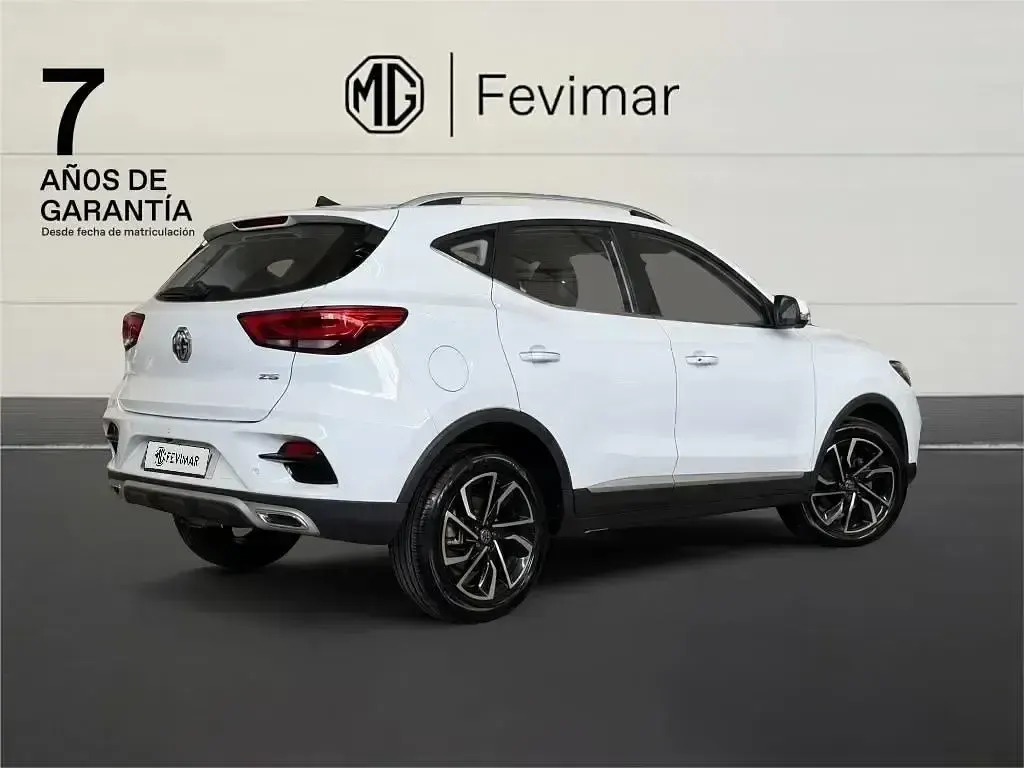Usado MG ZS Luxury 111 CV (81 kW) 2025 Blanco SUV