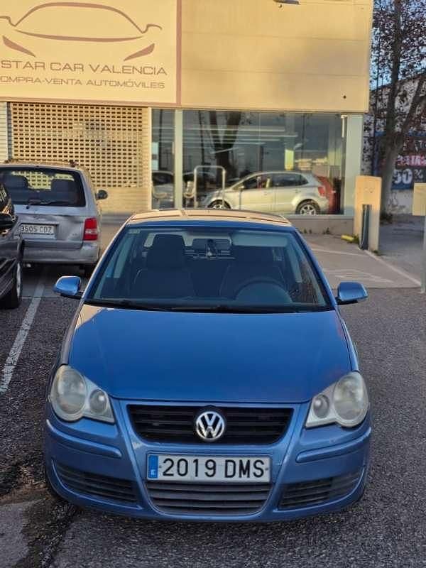 Usado VW Polo Advance 75 CV (55 kW) 2005 Azul Utilitario