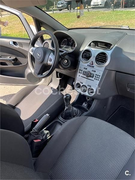 Usado Opel Corsa Selective 75 CV (55 kW) 2012 Blanco Utilitario