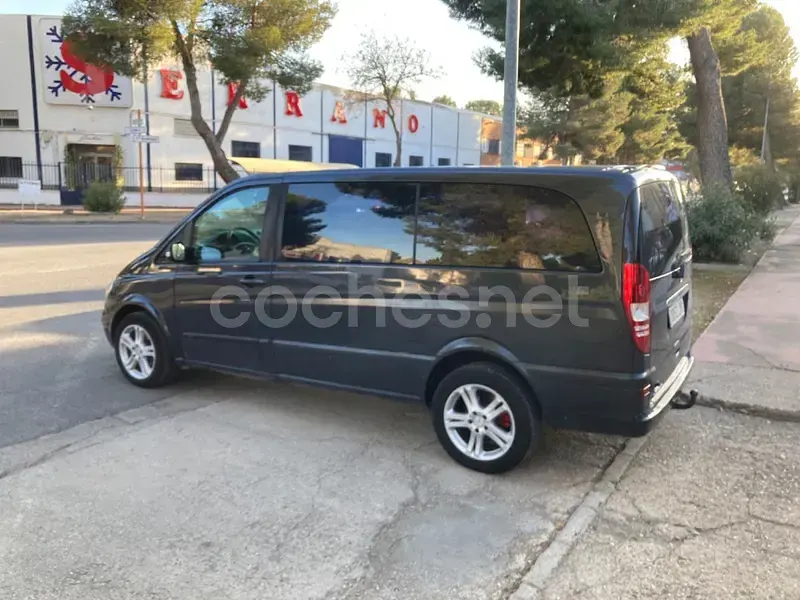 Usado Mercedes Viano 150 CV (110 kW) 2006 Negro Monovolumen