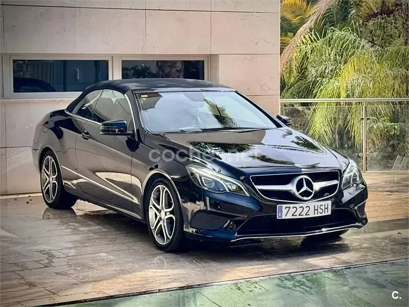 Usado Mercedes E220 Elegance 170 CV (125 kW) 2013 Negro Descapotable