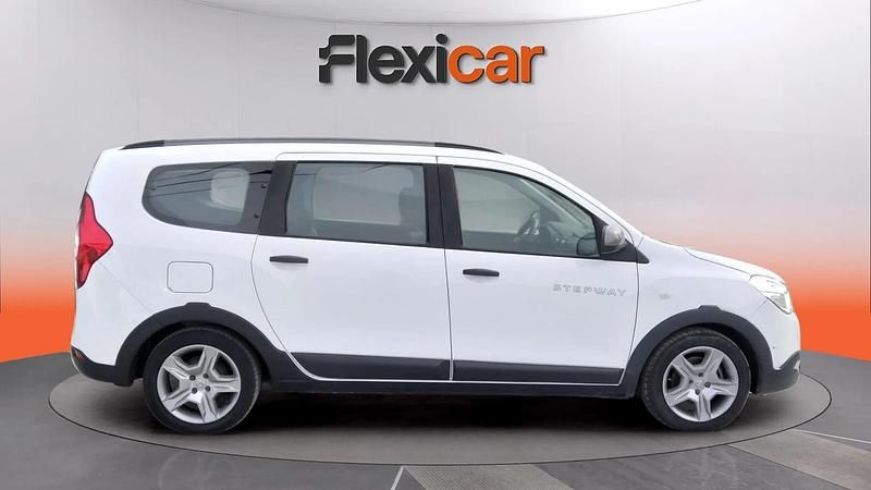 Usado Dacia Lodgy Comfort 116 CV (85 kW) 2022 Blanco Monovolumen