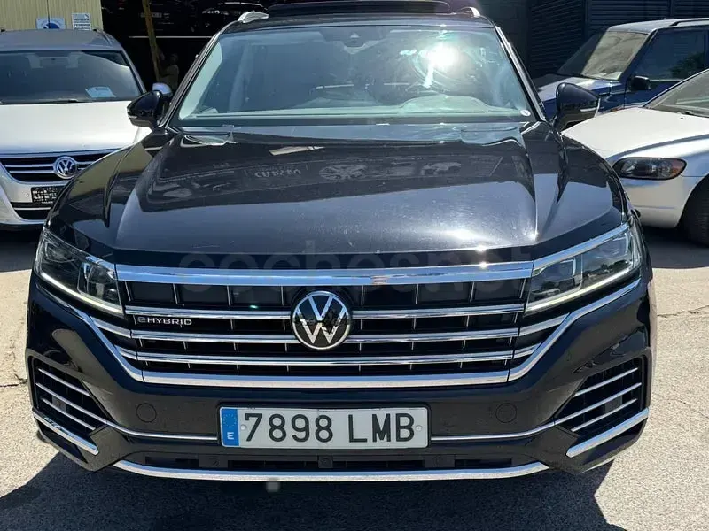 Usado VW Touareg 381 CV (280 kW) 2021 Negro SUV