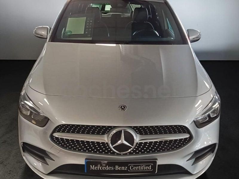 Usado Mercedes B200 150 CV (110 kW) 2019 Gris / plata Monovolumen