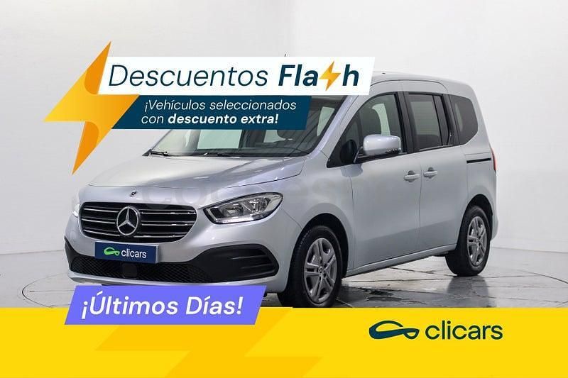 Usado Mercedes T180 116 CV (85 kW) 2024 Gris / plata Monovolumen