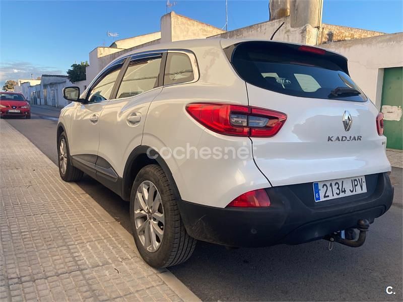 Usado Renault Kadjar Zen 110 CV (80 kW) 2016 Blanco SUV