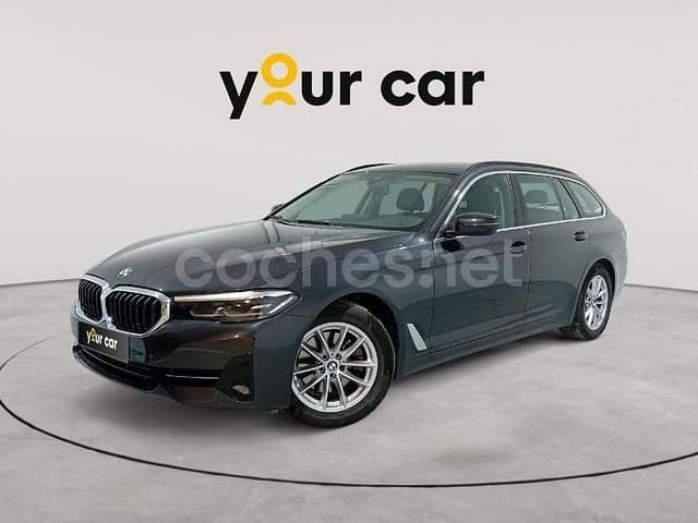 Gris / plata Usado 2023 BMW 520 Familiar | 34.900 € (Precio justo) - Imagen 1/4