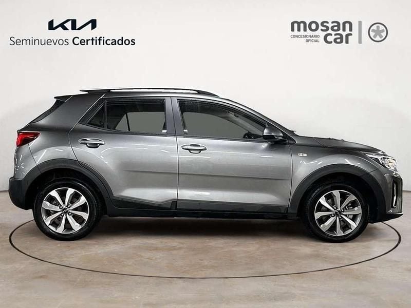 Usado Kia Stonic 101 CV (74 kW) 2025 Gris SUV