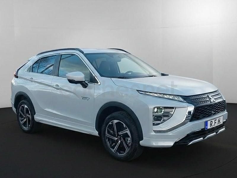 Usado Mitsubishi Eclipse Cross 188 CV (138 kW) 2025 Blanco SUV