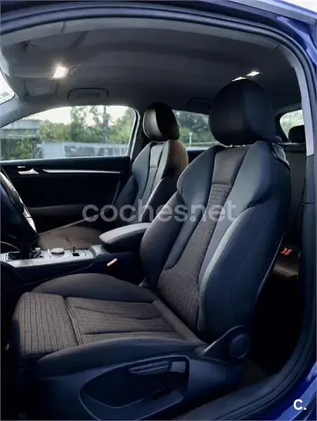 Usado Audi A3 S-Line 150 CV (110 kW) 2013 Azul Berlina