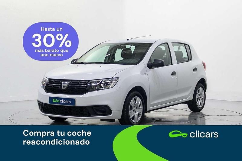 Blanco Usado 2019 Dacia Sandero Essentiel Utilitario | 8590 € (Buen precio) - Imagen 1/4