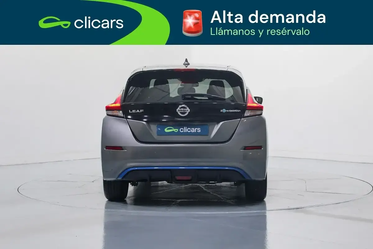 Usado Nissan Leaf N-Connecta 110 kW (150 CV) 2021 Gris Utilitario