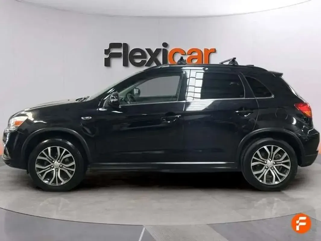 Usado Mitsubishi ASX Motion 117 CV (86 kW) 2019 Negro SUV